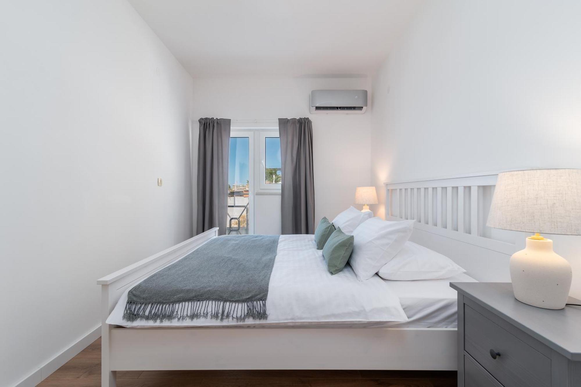 Sea View Apartment Karmen Jesenice  Luaran gambar