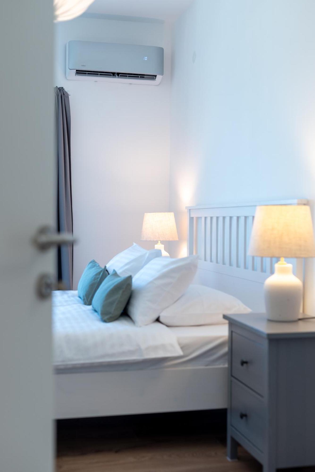 Sea View Apartment Karmen Jesenice  Luaran gambar